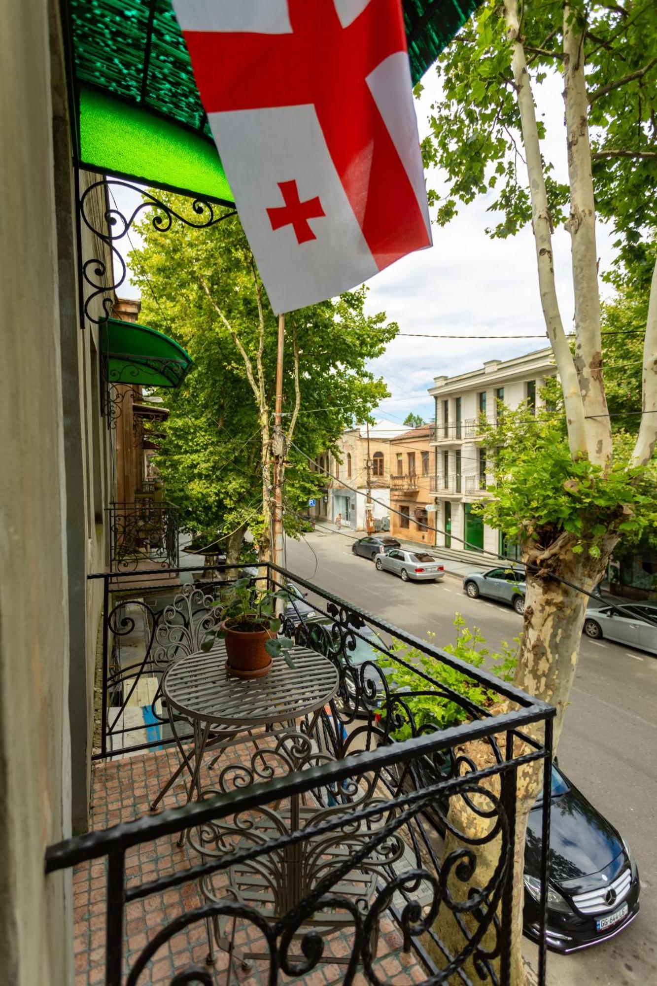 Mulberry Ბჟოლები Lägenhet Kutaisi Exteriör bild